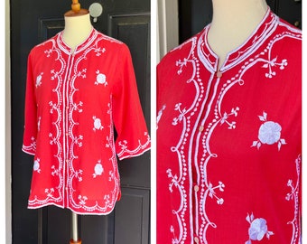 1970s red embroidered tunic blouse, 70s vintage white flower peasant prairie button-up, slit sides hippie south-western boho shirt, size S