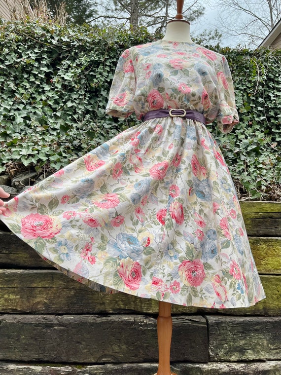 1980s does 1950s floral polished cotton day dress… - image 3