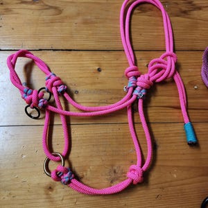 Sidepull Rope Halter Custom Fit: Bitless Hackamore Horse Training Tack with a Sliding Ring
