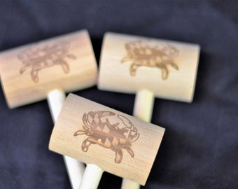Engraved Crab Mallets-Maryland Crab with Maryland Flag background-single (1)