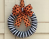 Halloween Wreath, Unique Halloween Wreath, Black and White Halloween, Simple Halloween Wreath, Contemporary Halloween Decor, Halloween Gift
