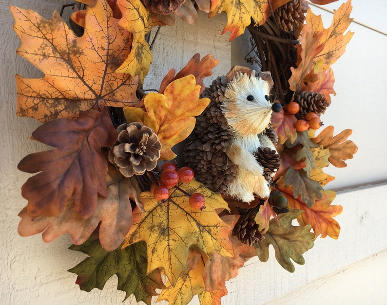 Hedgehog Wreath,Owl Wreath,Fox Wreath,Squirrel Wreath,Fall Wreath,Fall Wreath for Front Door,Fall Leaves,Fall Animal Wreath,Fall Wall Decor