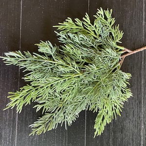 Pine Branch Artificial Evergreen Stem Branch Christmas Centerpiece Floral Arrangement Wreath Supply Artificial Greenery Pine Vase Filler
