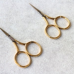 BOHIN Gold Scissors Embroidery Scissors Extra Large Handles Bohin Scissors Embroidery tools Craft Scissors Needlework Scissors image 3