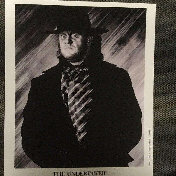 THE UNDERTAKER classic 90s wrestling black and white 8x10 art print design photo wwe wwf ecw wcw