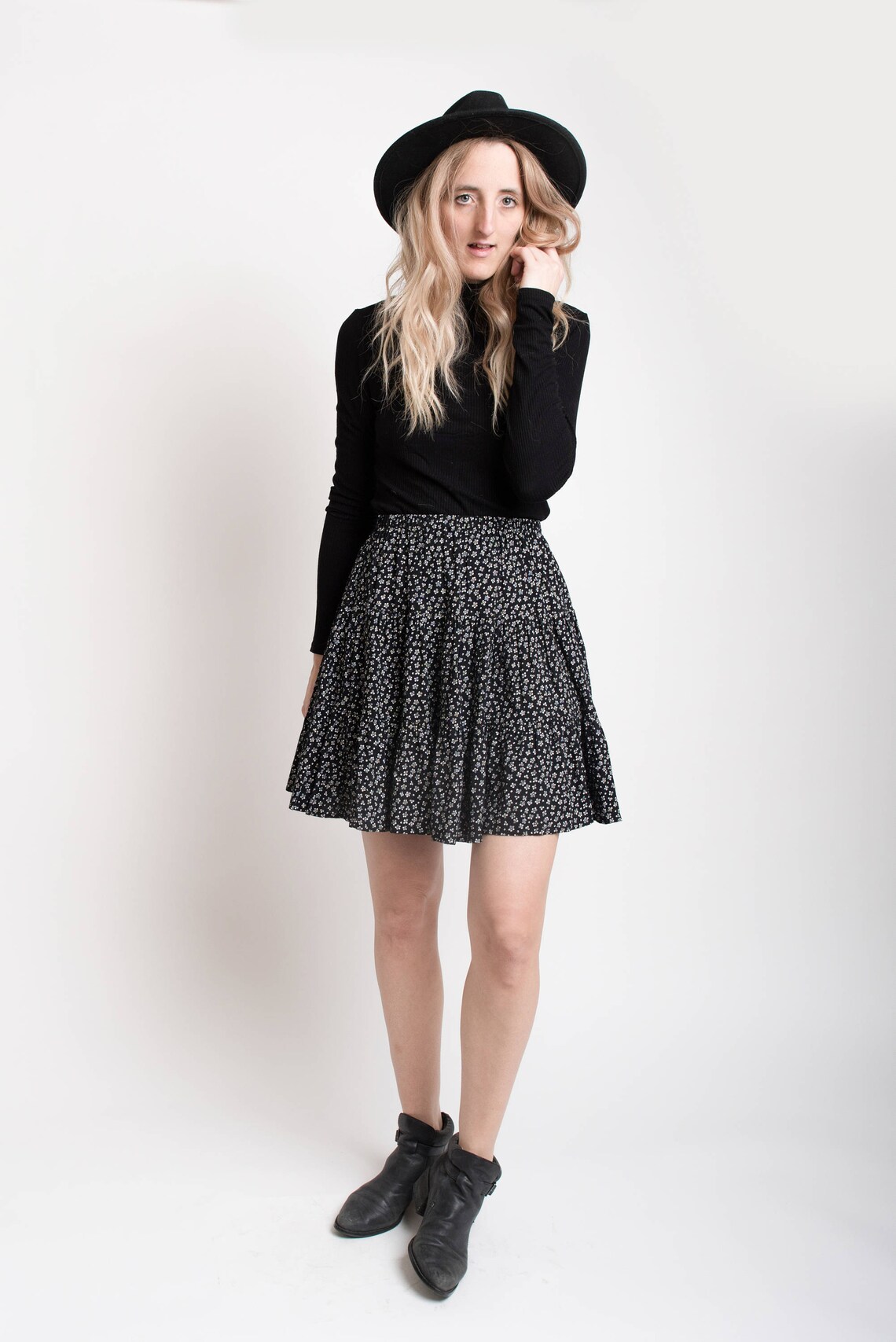 Rad Black and White Floral Boho Skirt / bohemian ruffled skirt | Etsy