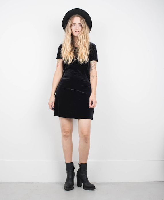 short sleeve black velvet dress