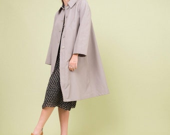 Amazing Vintage Silver Grey Trench Coat - Long Sleeves, Button-Up, Side Pockets | Misty Harbor | Stylish Outerwear, Fits S/M