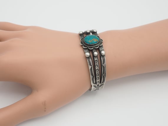 Waving Swirl Vintage Native American Navajo Hand Tooled Sterling Silver Bracelet Waving Swirl Vintage Native American Navajo Hand Tooled Sterling Silver Bracelet