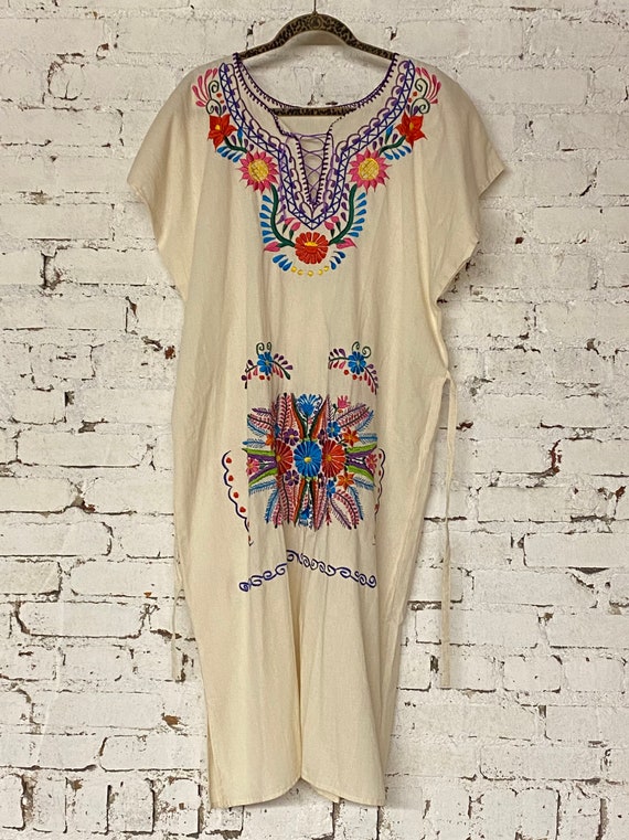 Vintage Embroidered Mexican Linen Dress Flower Ra… - image 2