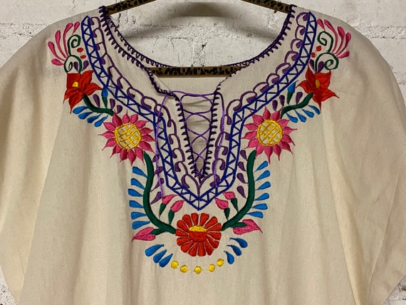 Vintage Embroidered Mexican Linen Dress Flower Ra… - image 1
