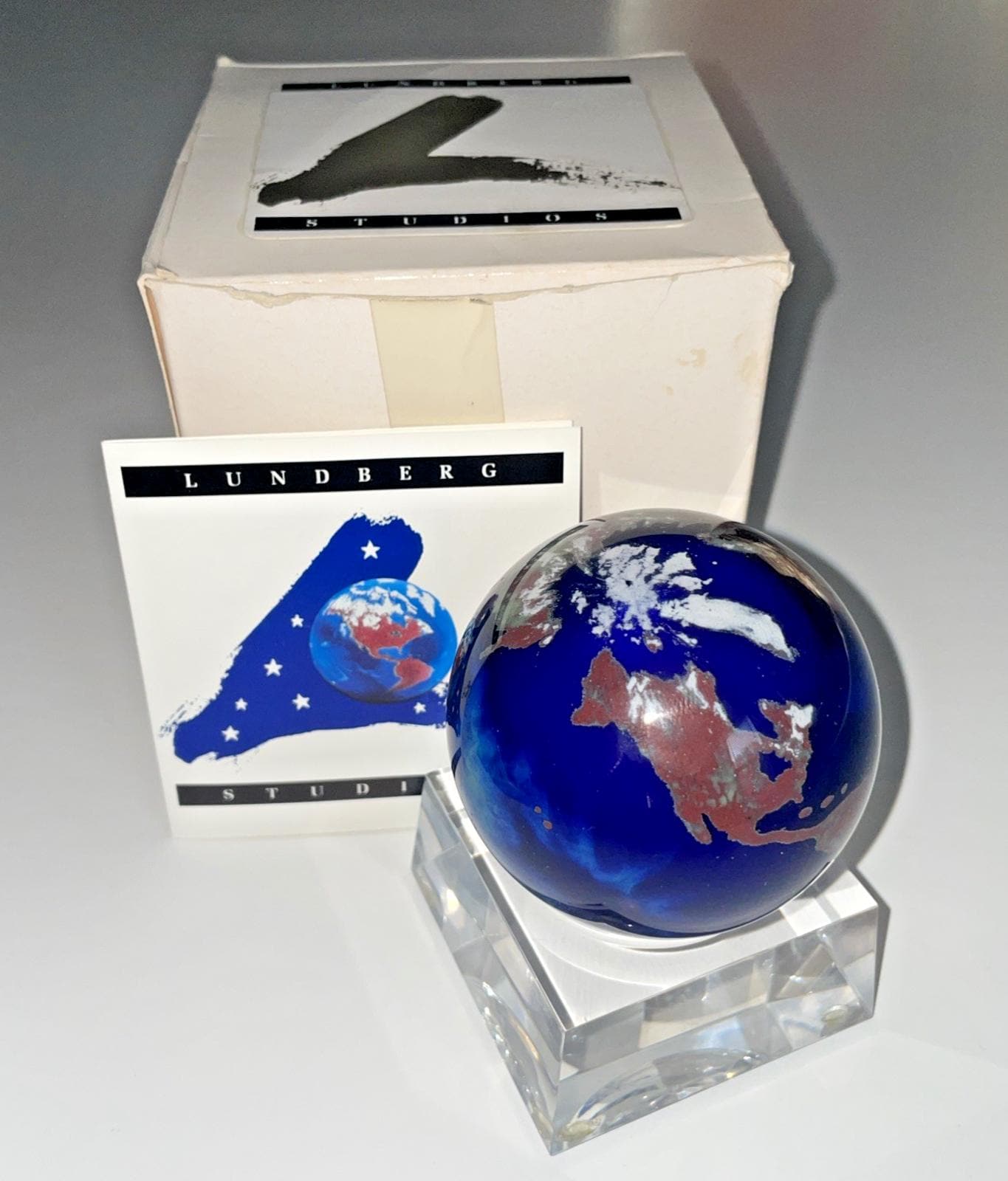 Lundberg Art Glass Globe Paperweight - Etsy
