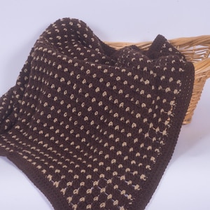 Manta de regazo tejida a crochet con punto bloque - 5 colores disponibles