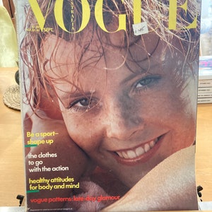 Vintage Vogue September 1976 Magazine
