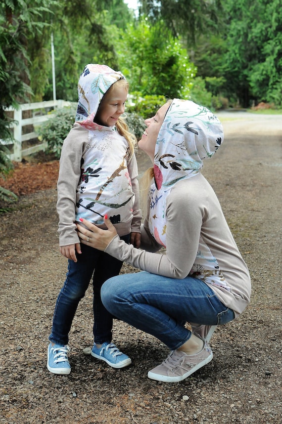 Mommy baby hoodie hot sale