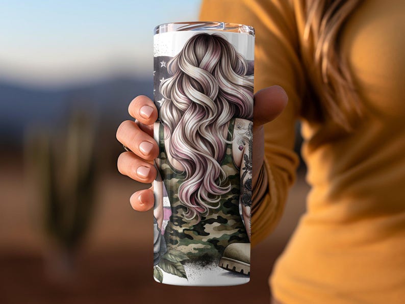Dumna żona żołnierza Tumbler Wrap: 20 oz Sublimacja Projekt PNG, Żona żołnierza, Żona piechoty morskiej, Żona marynarki wojennej, Żona wojskowego Tumbler, Nieśmiertelniki dla psów Camo zdjęcie 3