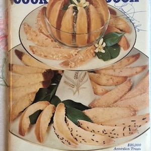 Pillsbury&#39;s 9th Grand National Cookbook