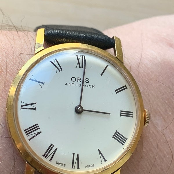 Vintage Swiss Made 7 Jewels Oris Gold Plated Manual Wind Mid sized Wristwatch C. 1960's cal 671 kif