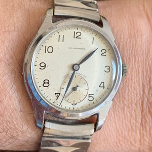 Vintage Collingwoods Watch manual wind mechanical wrist watch in Original Condition