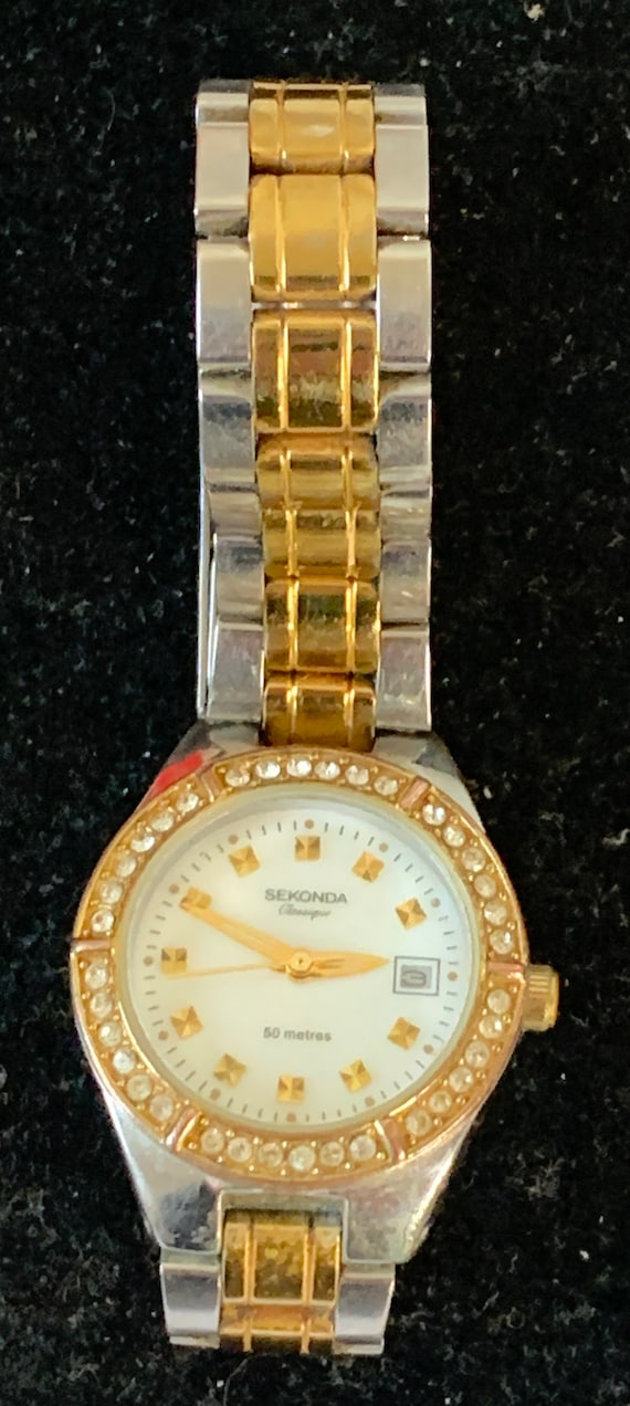 Sekonda Womens Gold Alloy Bracelet Watch with Silver Dial Gift Set |  very.co.uk