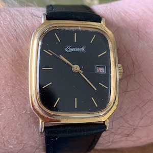Vintage Ingersoll Mid Sized 28.2mm Gents Rectangular Watch With