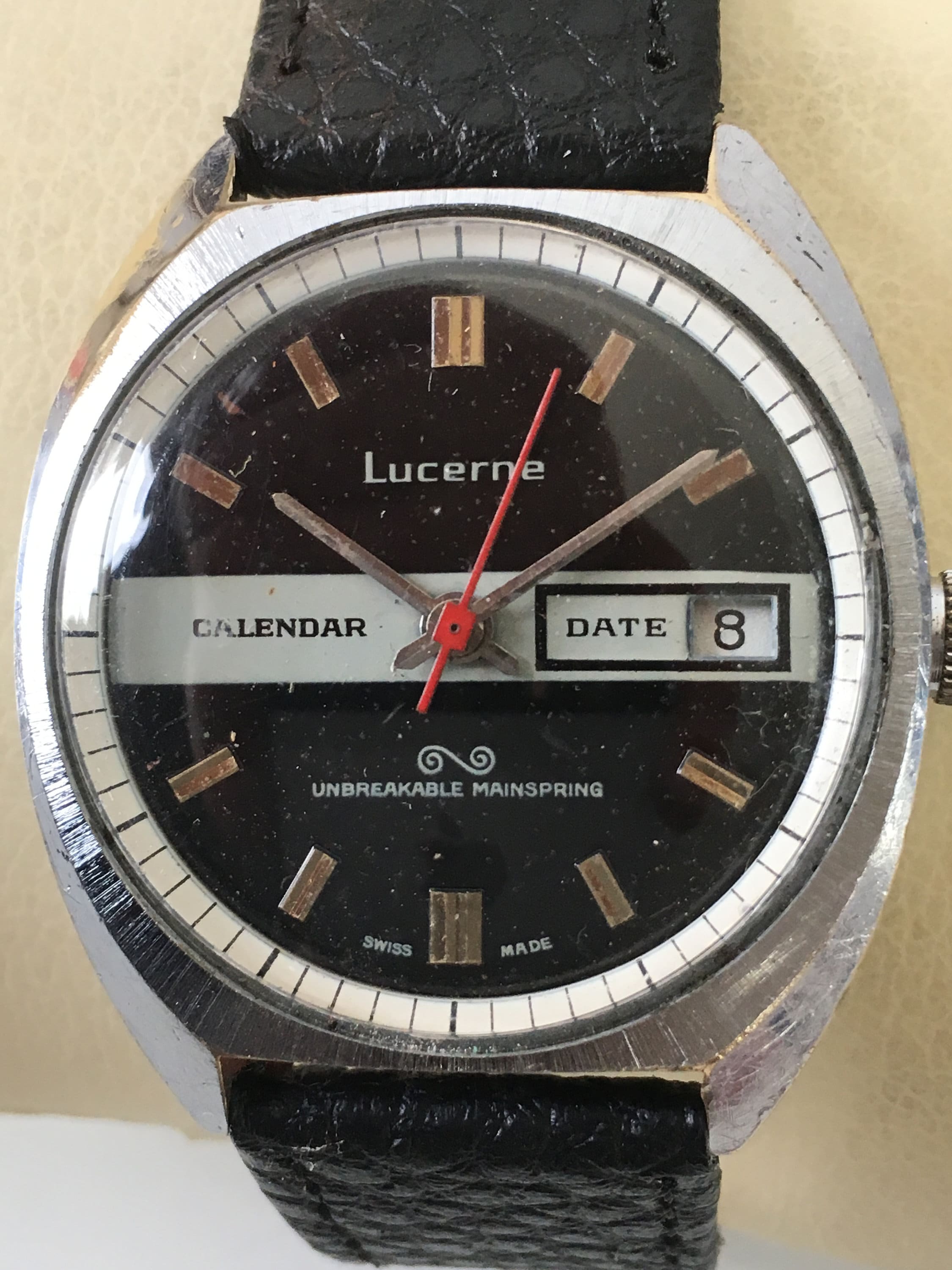 Vintage Swiss Mens Lucerne Manual CALENDAR Wind Wristwatch