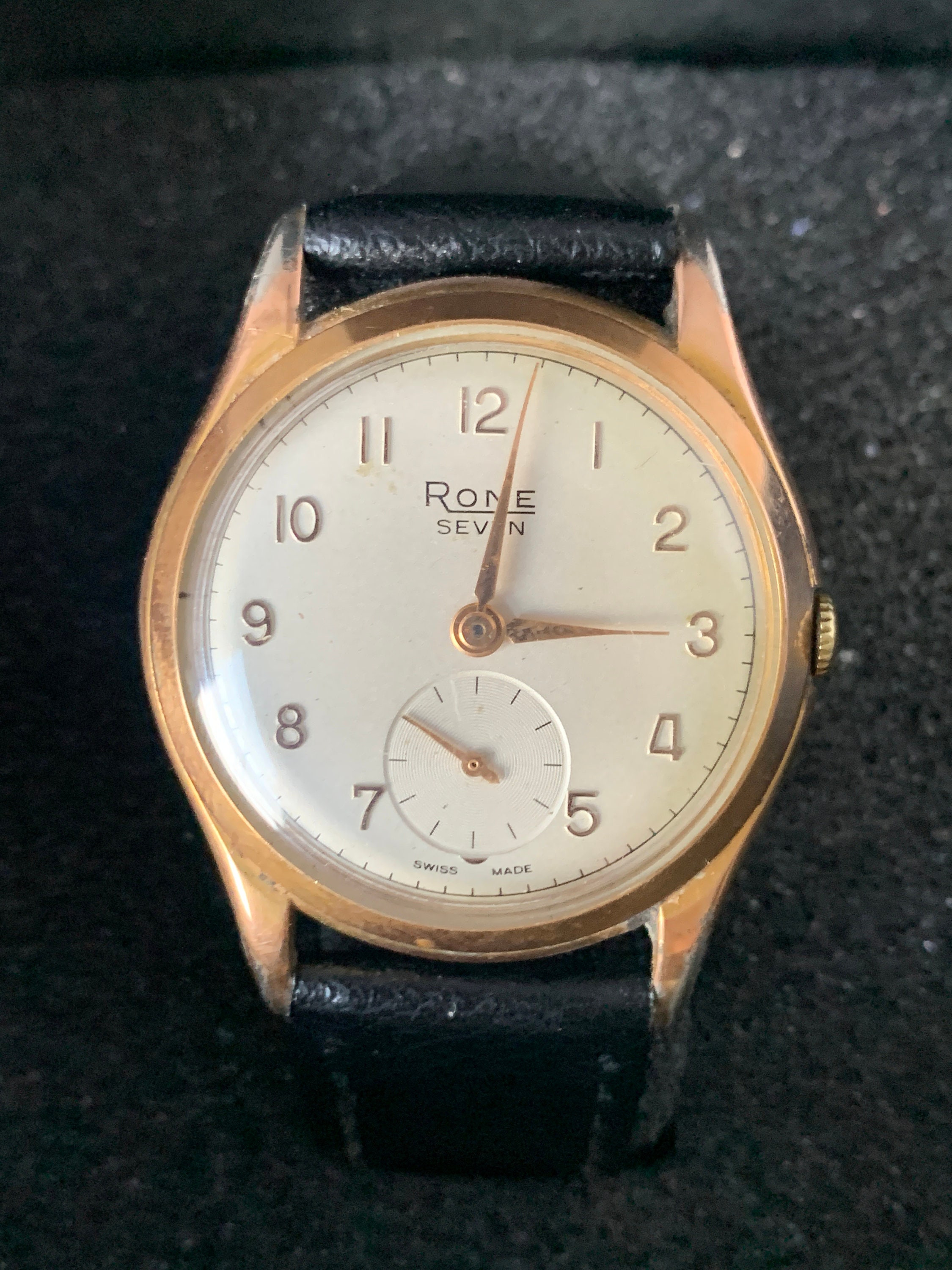 Reloj Rone Seven de caballeros antiguos GP. C1960s con dial