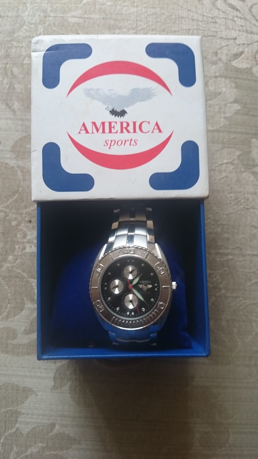 Gents Boxed America Sports Watch in Original Box New Battery