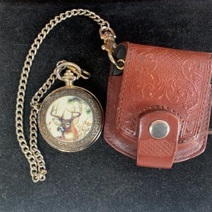 Franklin Mint 10 Point Buck Taschenuhr mit Kette und Tasche mit Gürtelschlaufe