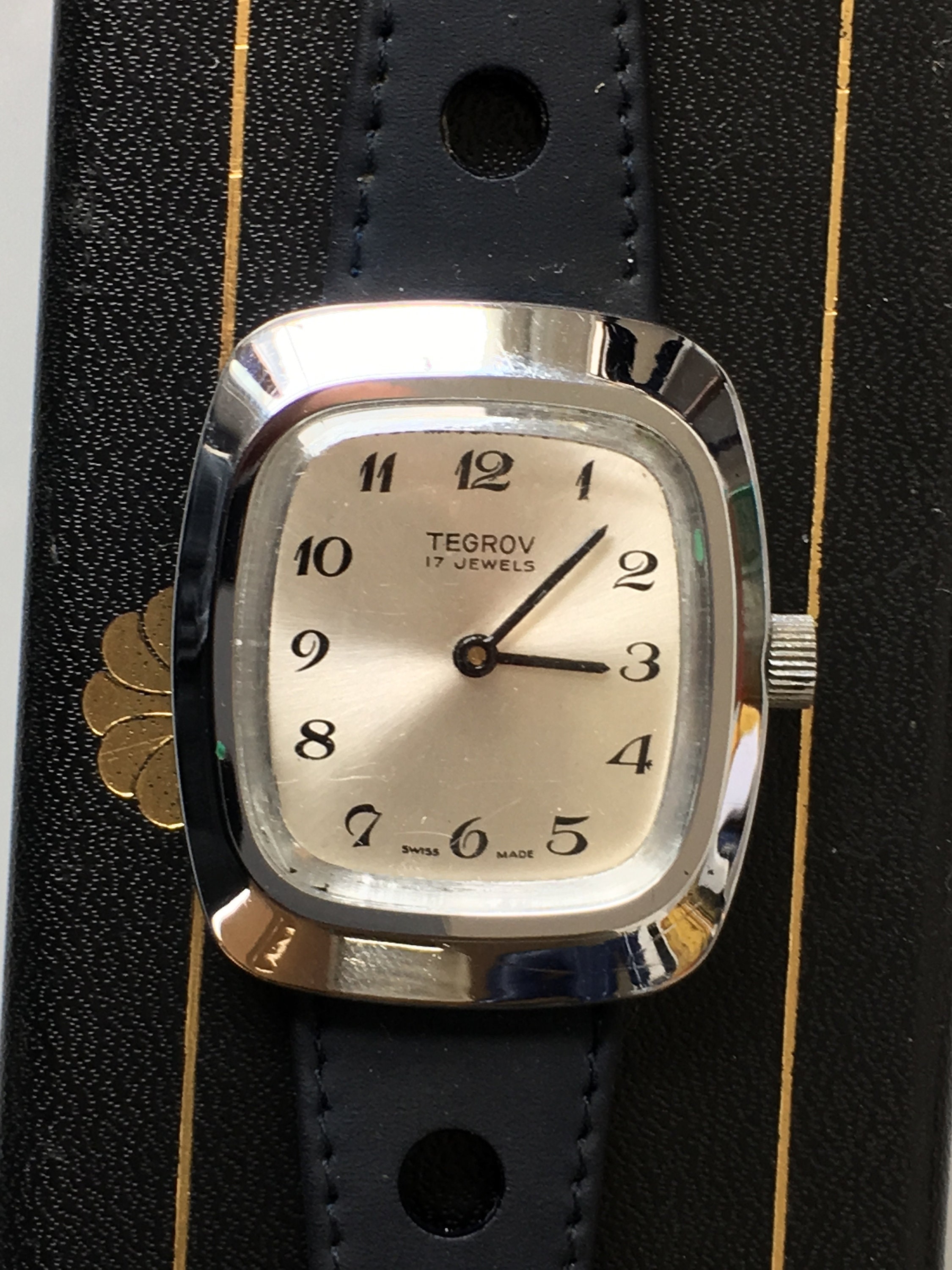 Rare Men s Vintage Tegrov Gents Wristwatch 17 Jewels Bf 582