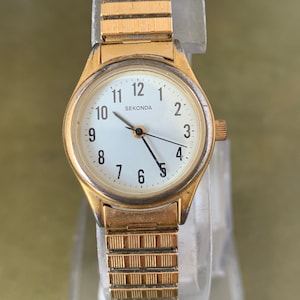 Sekonda Ladies Gold Plated Analog Expanding Strap Watch - 4602                            .