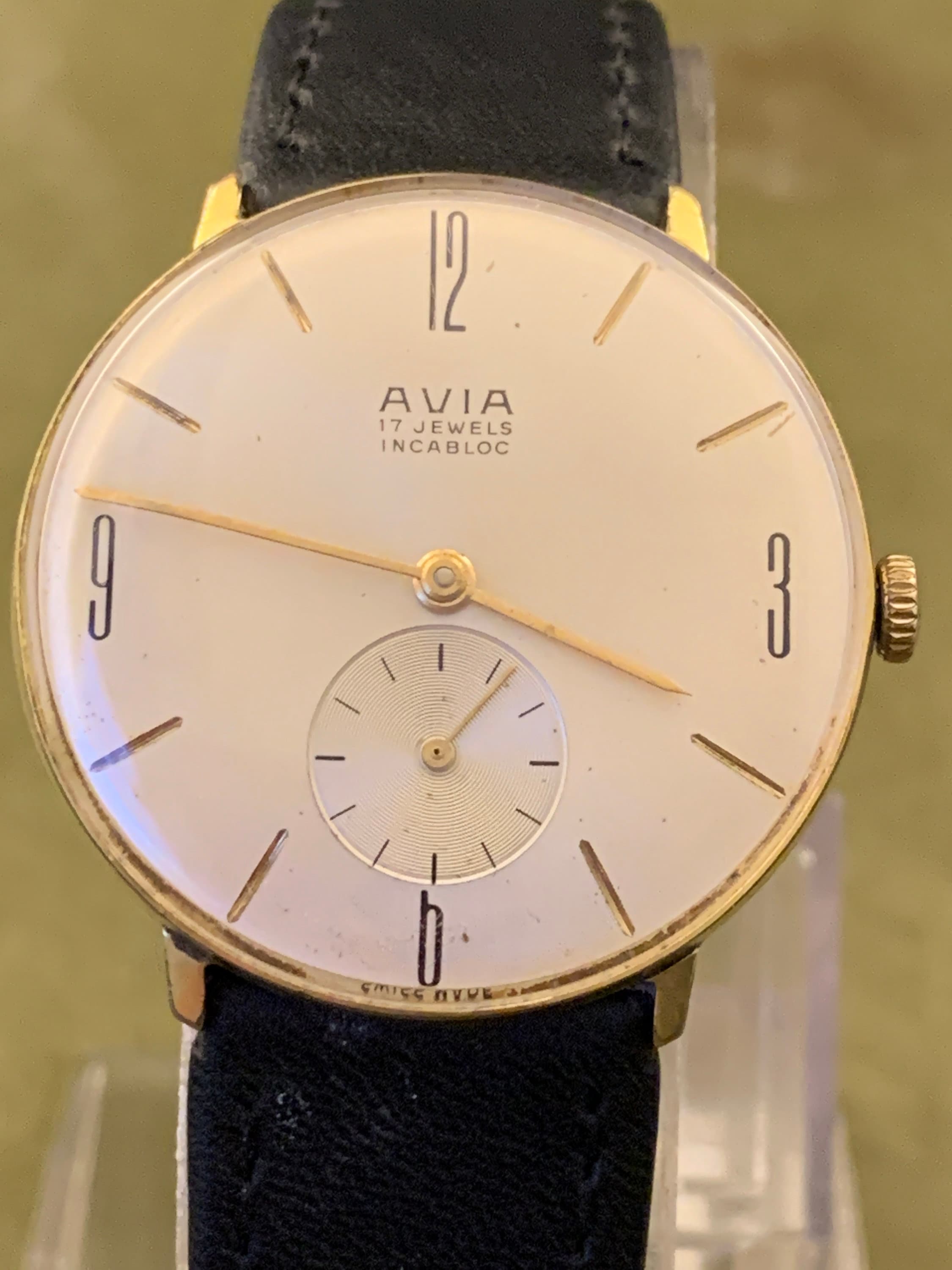 Avia 17 jewels clearance incabloc swiss made watch