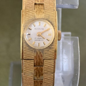 Vintage Ladies Gold Plated Watch  Everite 17 Jewels Incabloc