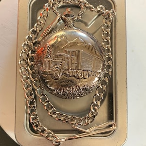 Ravel Quartz full hunter Pocket with Truck design and albert chain in tin