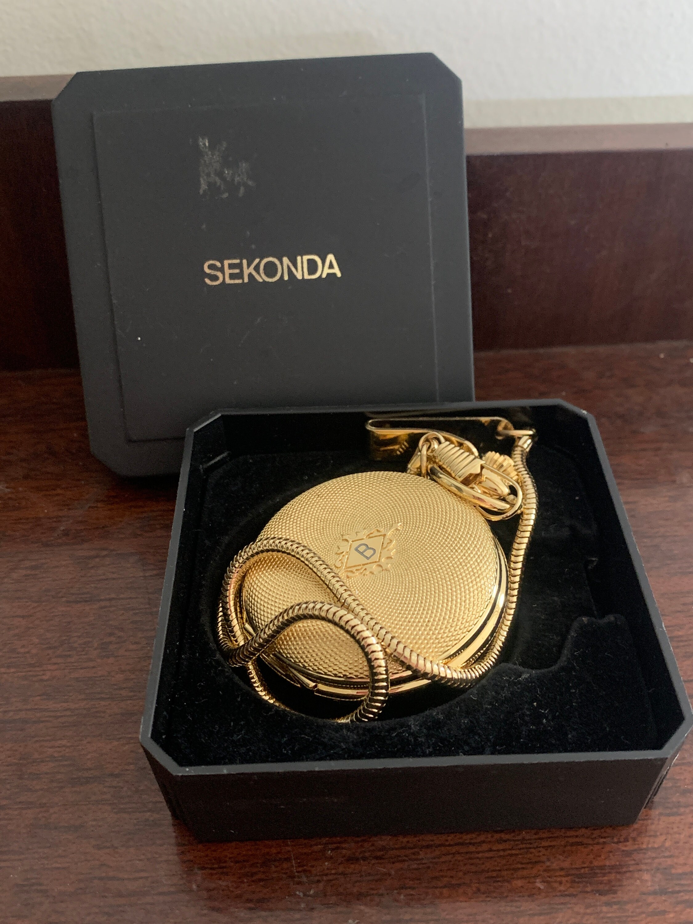 Sekonda quartz outlet pocket watch
