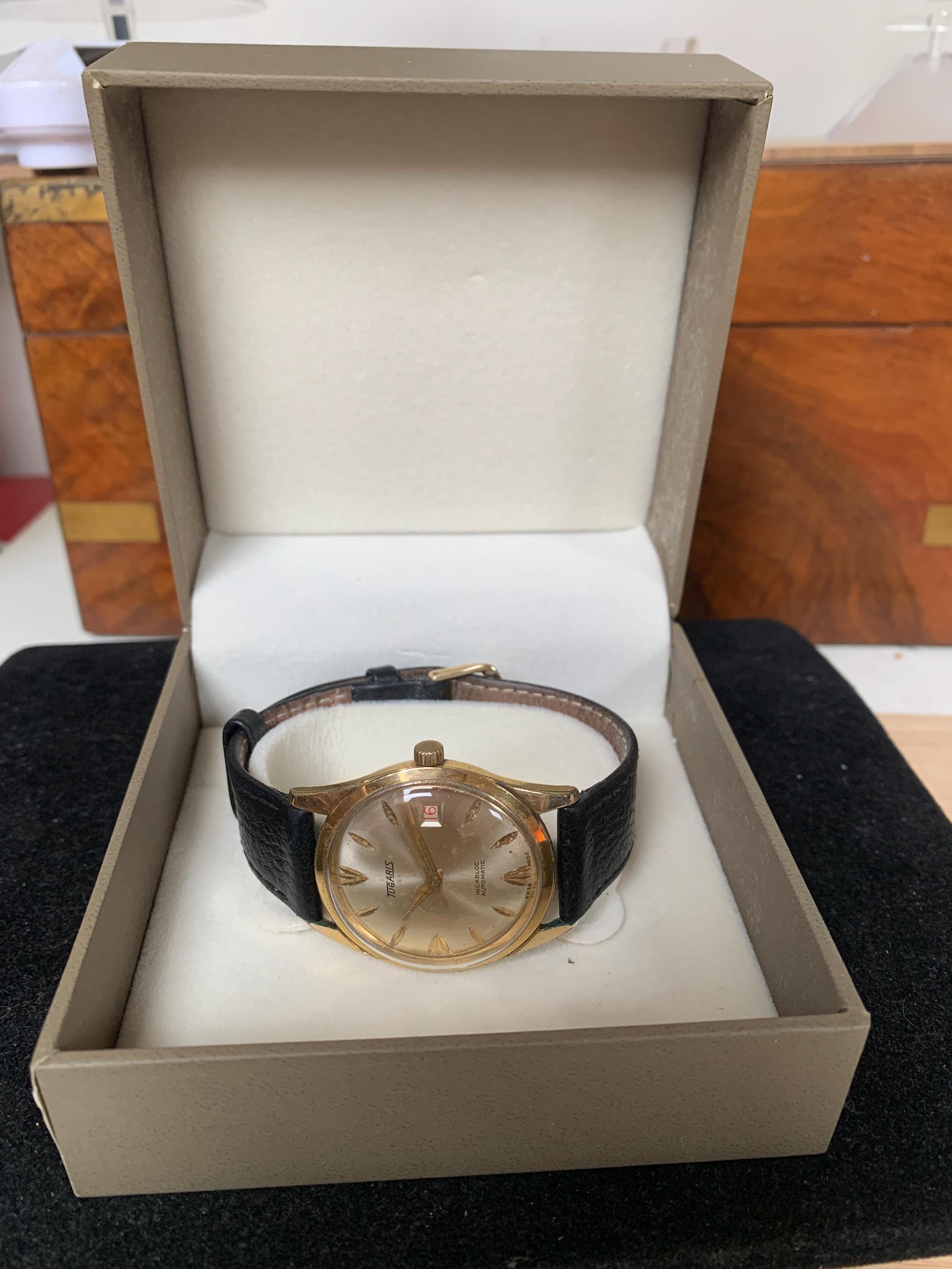 TUGARIS 自動巻き　６０年代？　スイス製　２５石　黒文字盤　動作品　ジャンク HA-6765| TUGARIS タガリス 自動巻き 25石 未使用 希少品