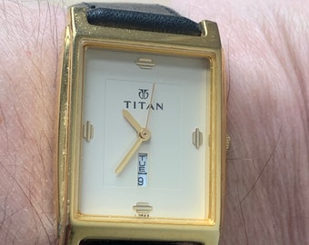 Montre à quartz pour hommes TITAN Day Date avec cadran crème