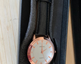 Mreurio Ladies Large Rose Gold Tone Quartz Watch