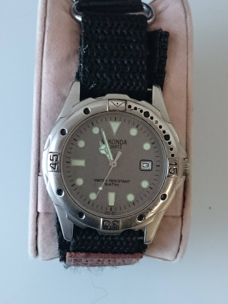 5atm water resistant