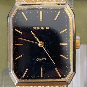 Vintage  Sekonda Quartz  Dress Wrist Watch Black Dial