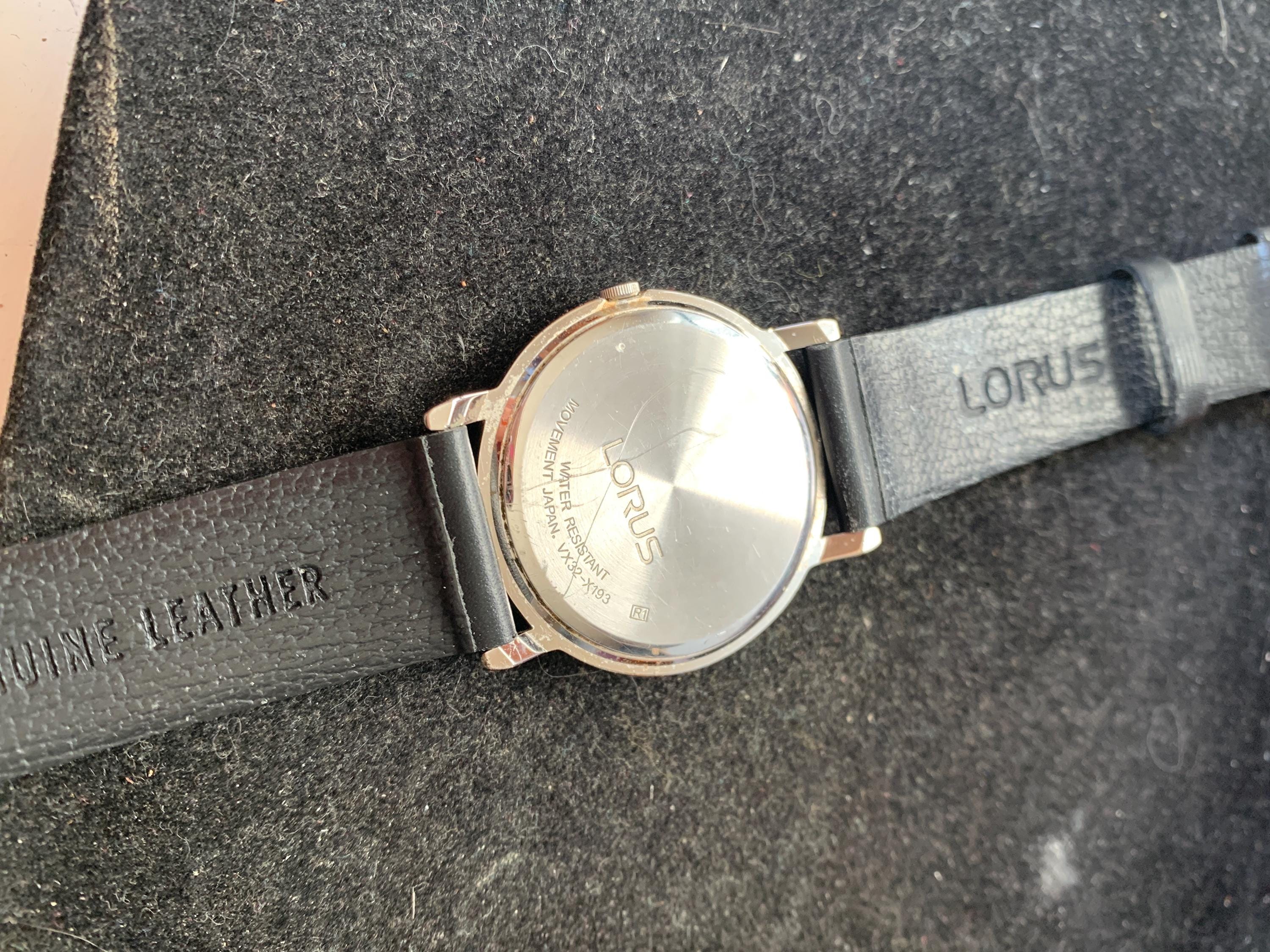 Gents Lorus by Seiko Mens' Watch VX32-X193 - Etsy