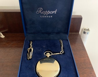 Vintage 17 Jewels Rapport Full hunter pocket watch Working with Original Box AF