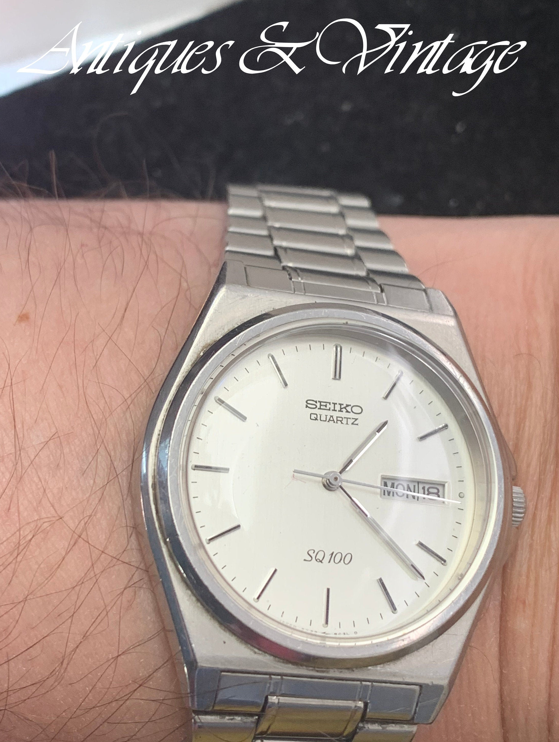 Gents Seiko Quartz SQ 100 5Y23 8A50 Day date Watch on Original