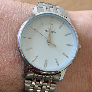 Ladies Sekonda Quartz Watch with Silvertone  and white dial 2333