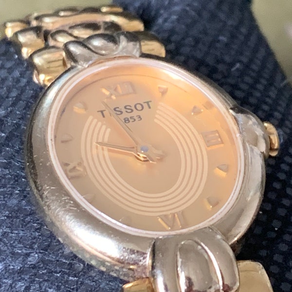 Vintage Tissot 1853 quartz horloge G225/325. Dames met cabochonkroon