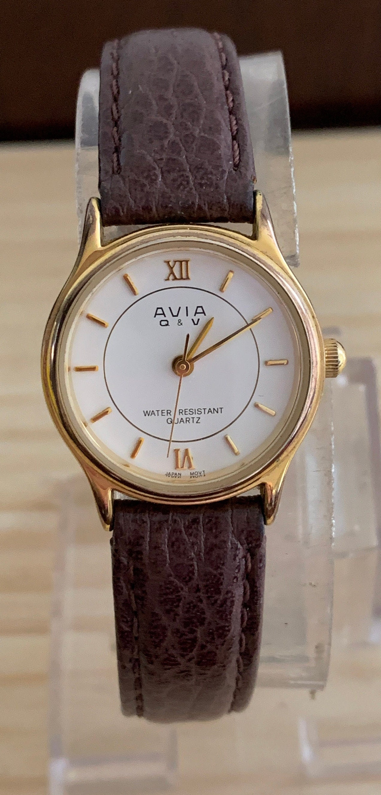 Avia Watch - Etsy Canada