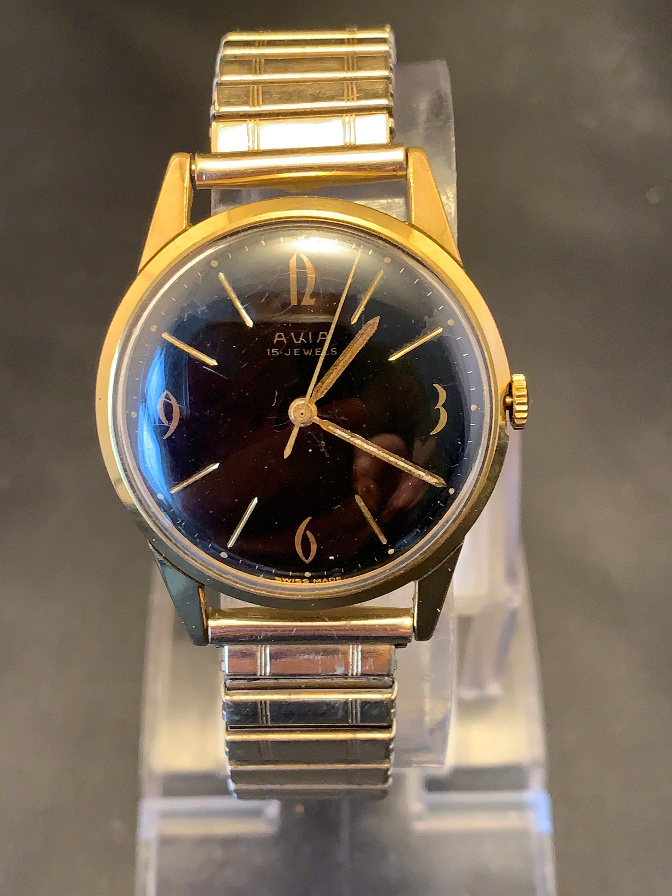 Avia 15 jewels gold watch sale