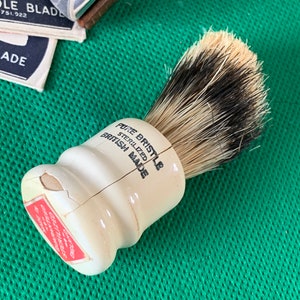 Kit De Rasage Vintage Wardonia En Bakélite - Années 1930, Occasion