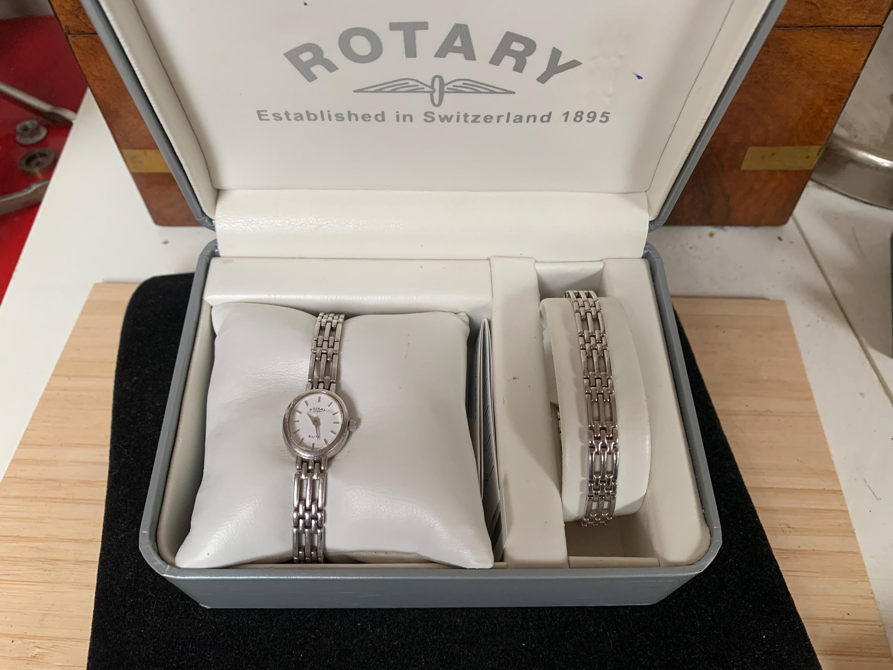 Elite watch and bracelet set sale