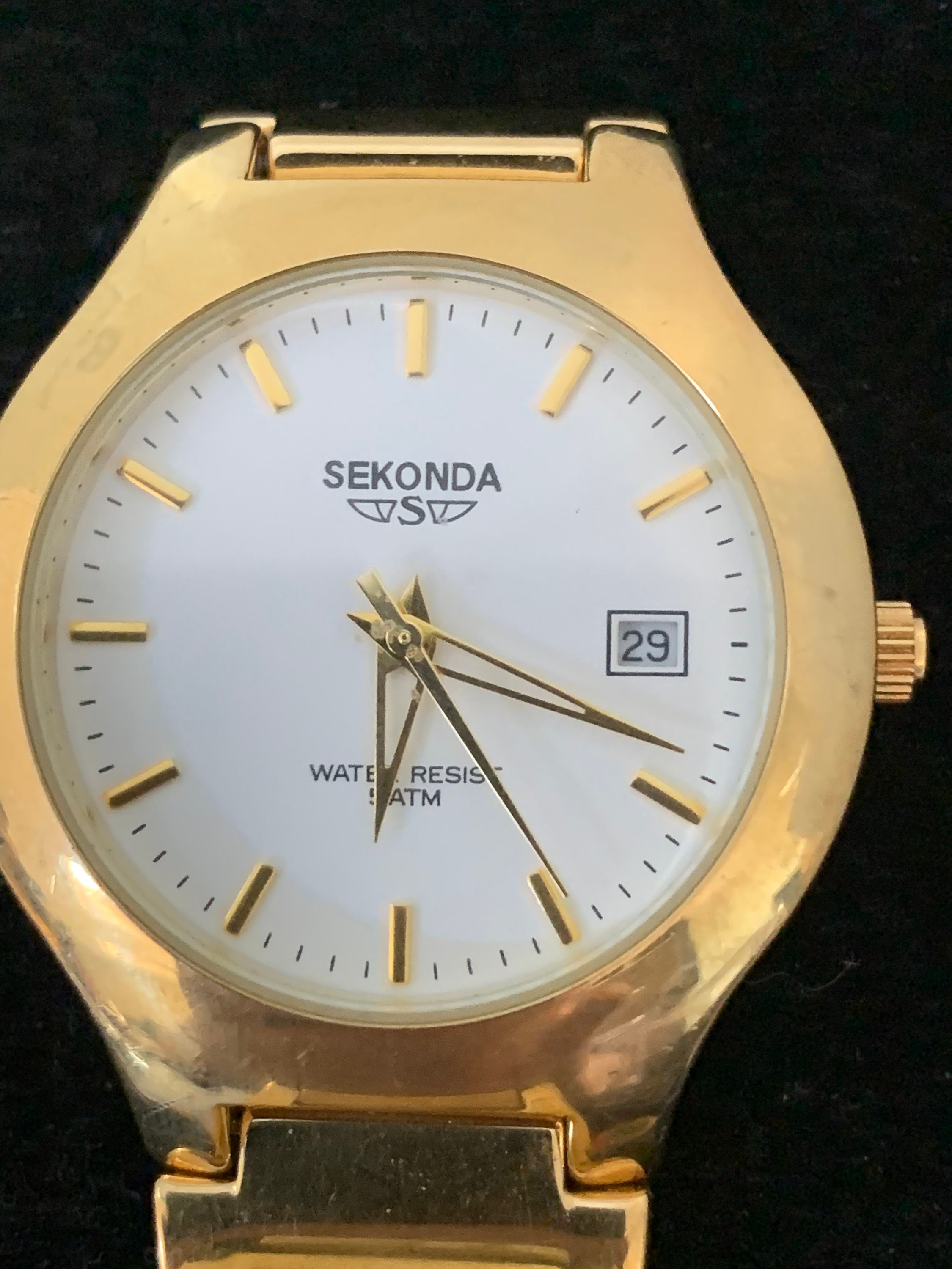 Sekonda quartz clearance 5atm